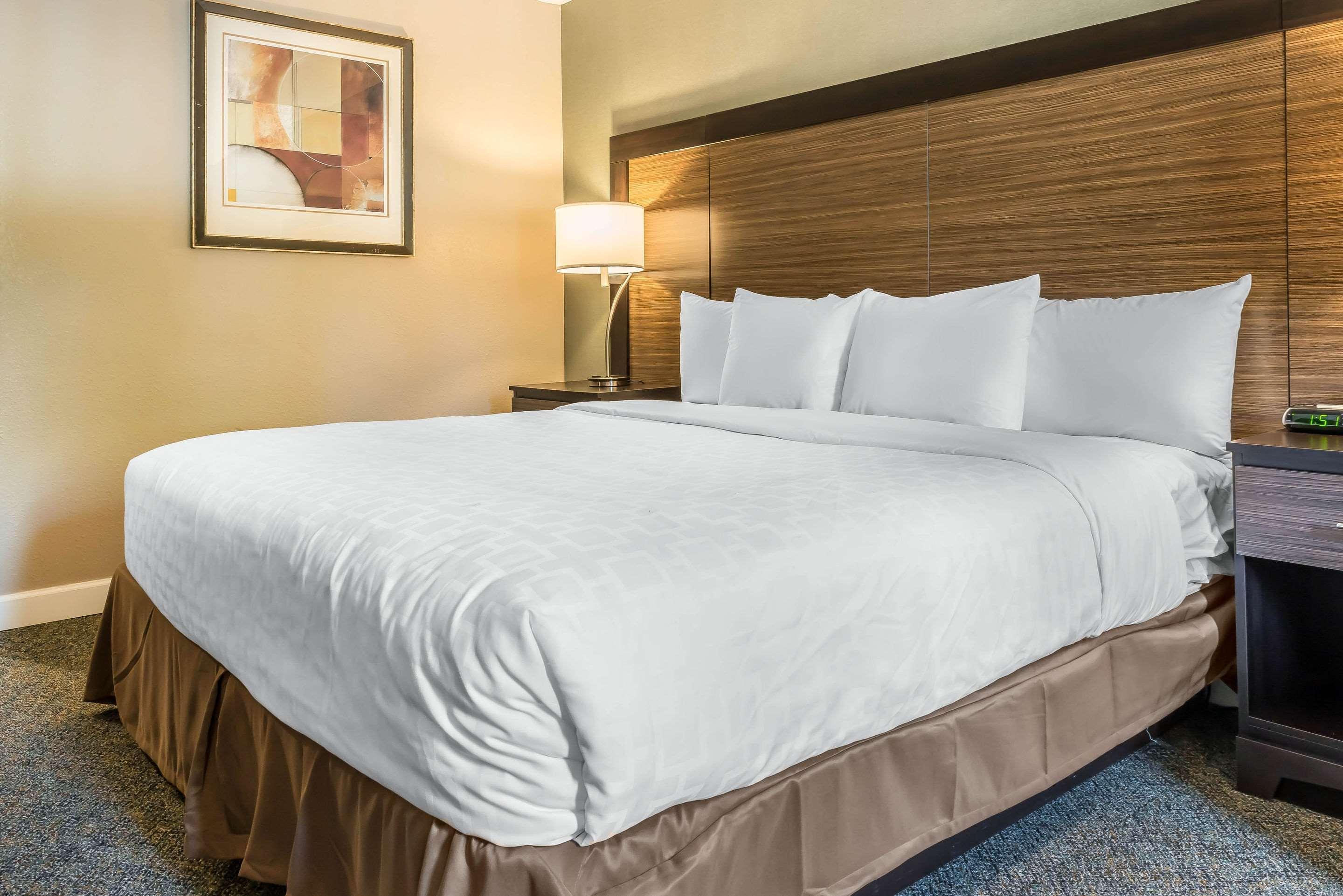 Clarion Inn Belle Vernon Екстер'єр фото