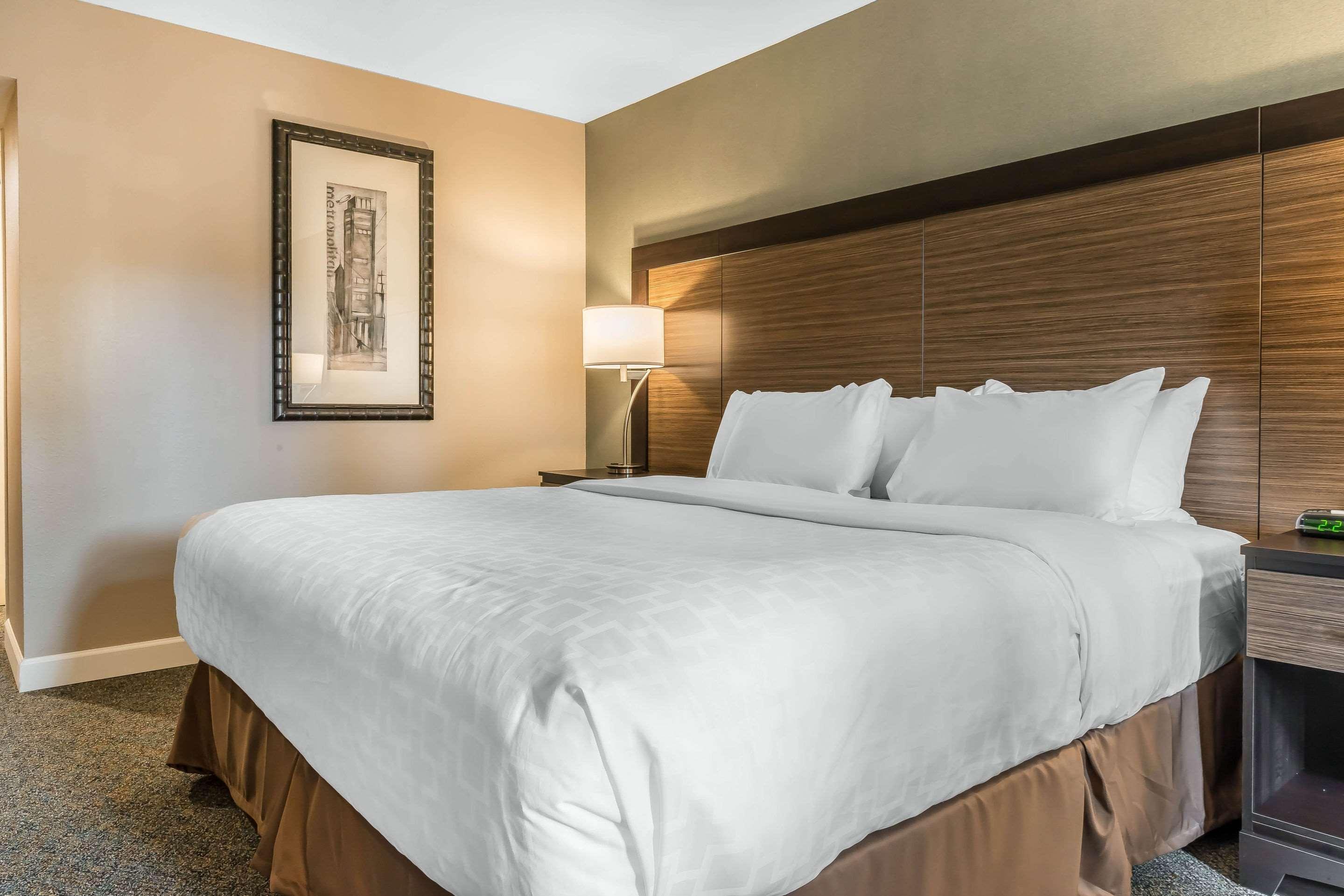 Clarion Inn Belle Vernon Екстер'єр фото