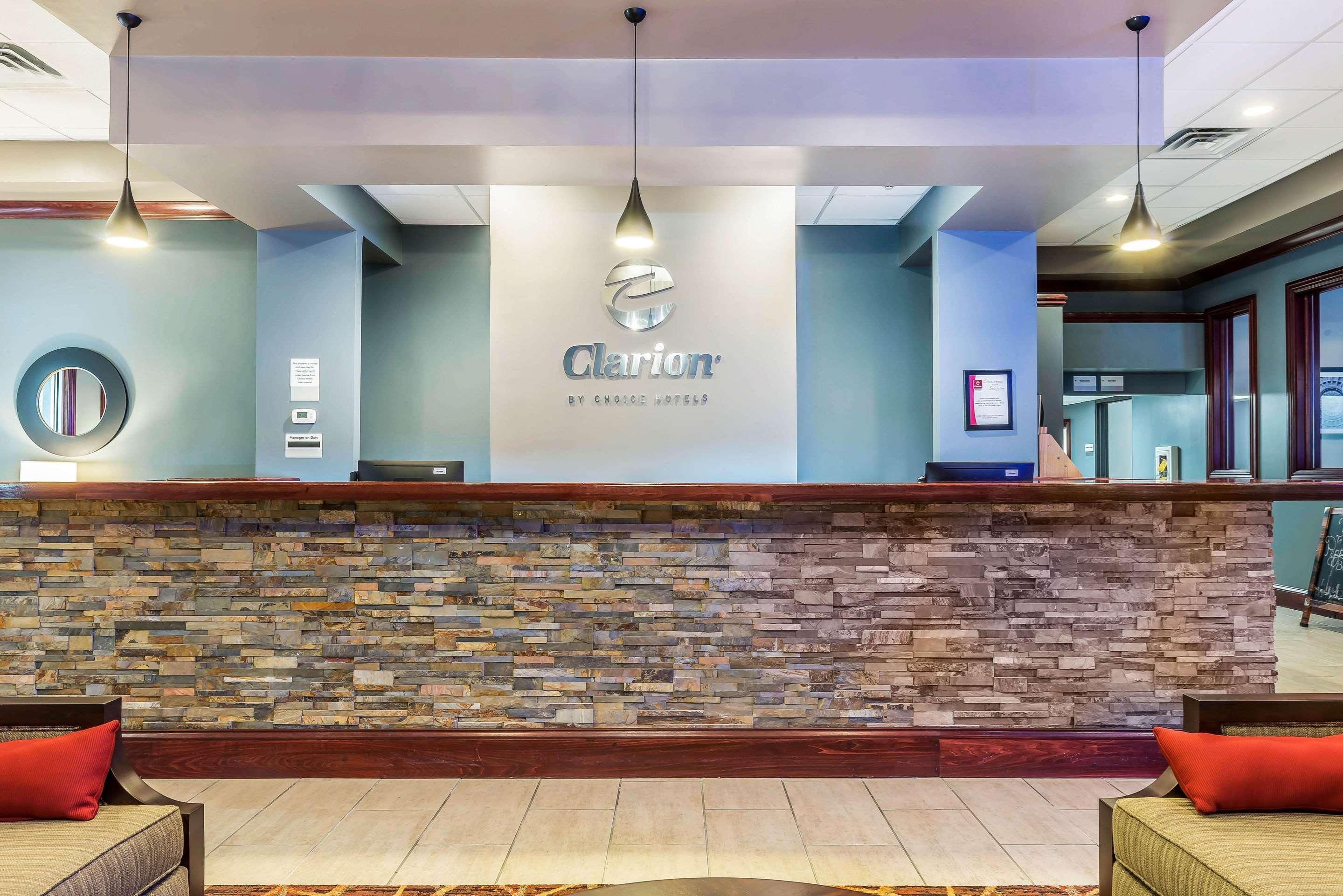 Clarion Inn Belle Vernon Екстер'єр фото